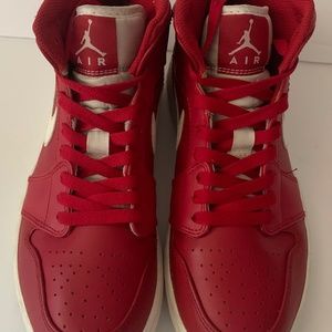 Nike Air Jordan 1 Retro Mid Gym Red 2.0 White Chicago Bulls OG 554724 600 Sz 9.5